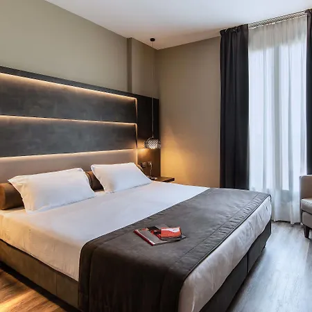 Palace 4*