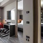 Отель Palace 4*