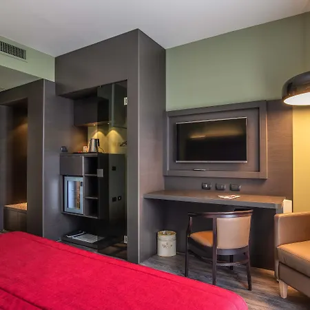 Palace Hotel 4*