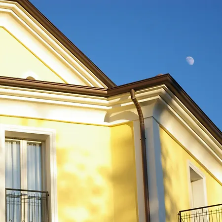Palace Hotel