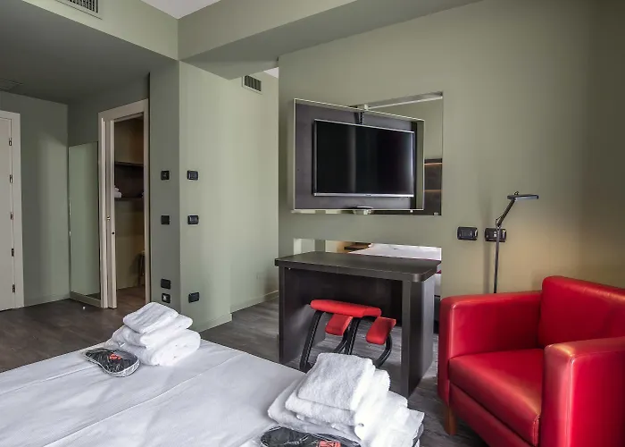 Palace 4*