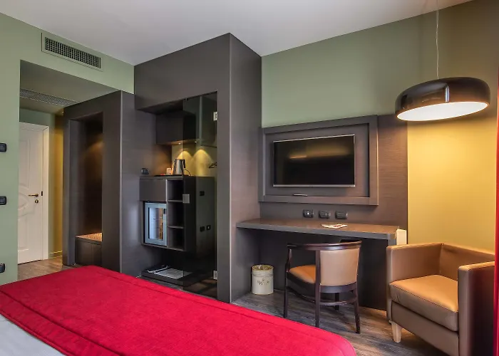 Palace Hotel 4*