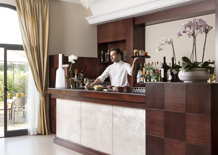 מלון Palace מאראנלו